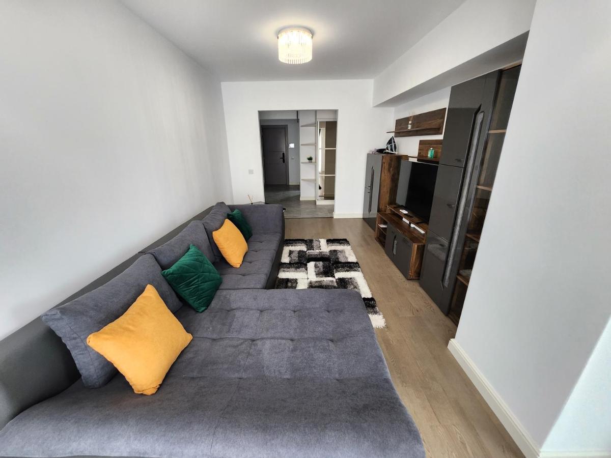 Near Airport 2 Rooms Apartments In Himson Iasi Exterior foto