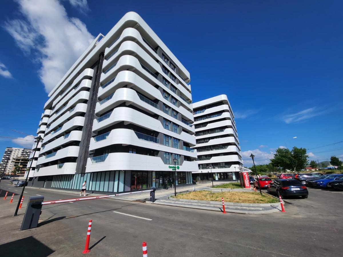 Near Airport 2 Rooms Apartments In Himson Iasi Exterior foto
