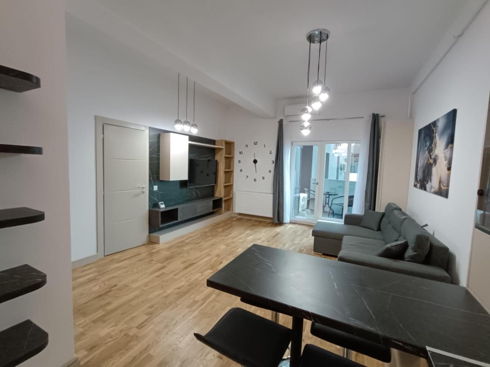 Near Airport 2 Rooms Apartments In Himson Iasi Exterior foto